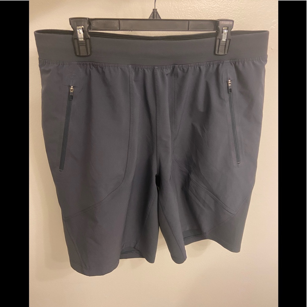 lululemon athletica Men's Athletic Shorts - Dark Gray
